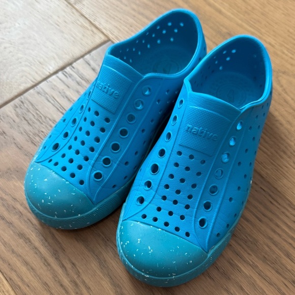 Native Other - Native Jefferson Bloom Kids Shoes – Blue – Size C11 - EUC